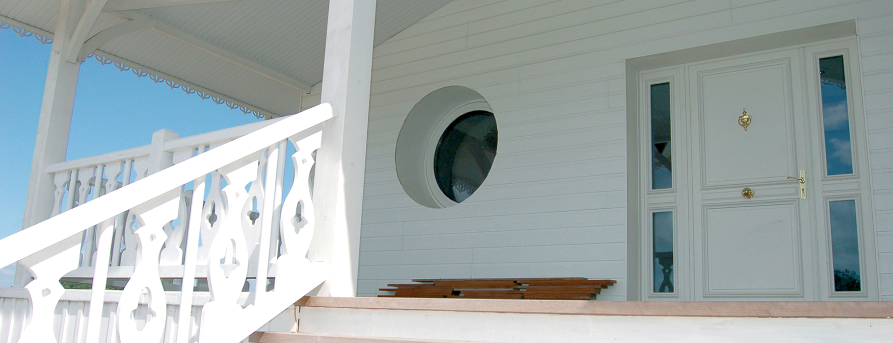BPI_fenetres_oeil_de_boeuf